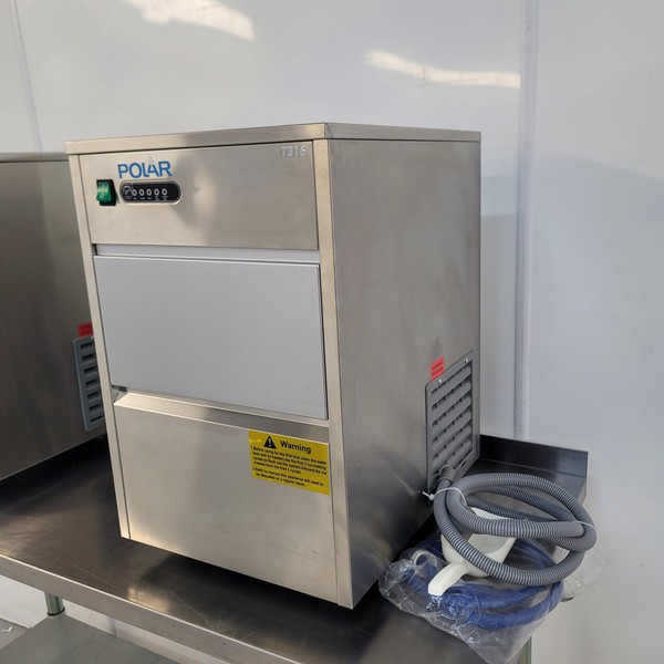 Secondhand Ex Demo Polar Ice Maker 20kg/24hr T316 For Sale