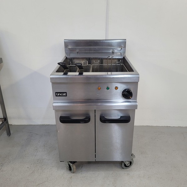 Lincat Double Basket Fryer Single Tank