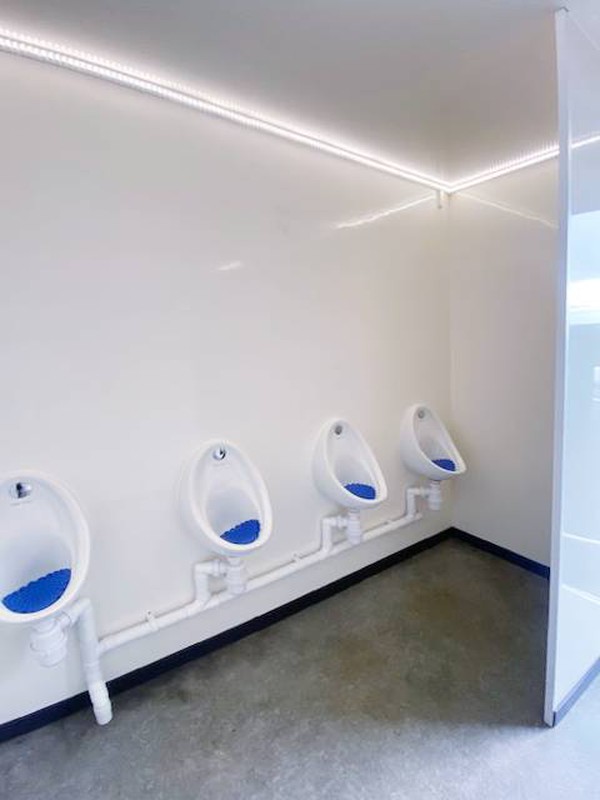 4+2 Toilets ( Re Circulating)  with 4 urinals