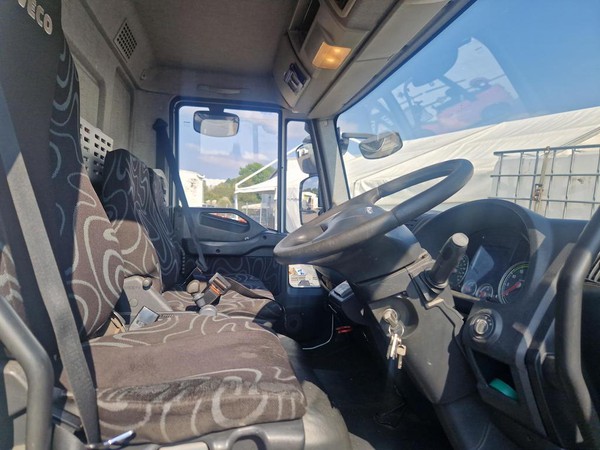 2014 Iveco Eurocargo Box Truck 7.5tonne Interior