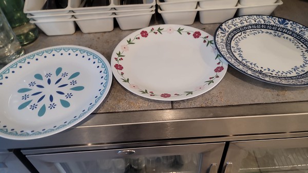 260mm Corelle Dinner Plates for sale