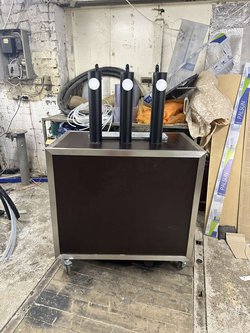 Secondhand Unique Mobile Beer Bar on Wheels For Sale