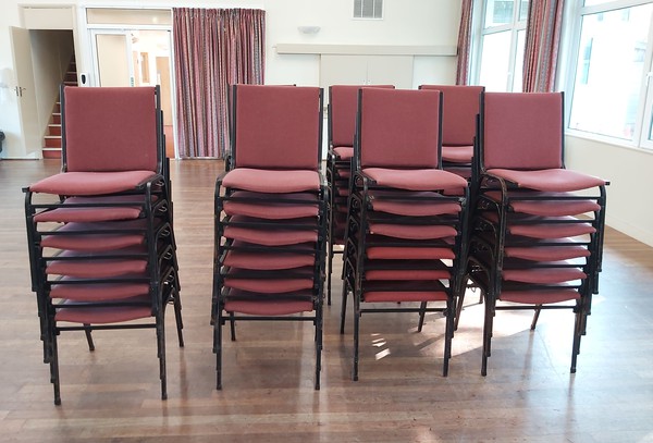 Secondhand 147x Stackable Linking Chairs For Sale