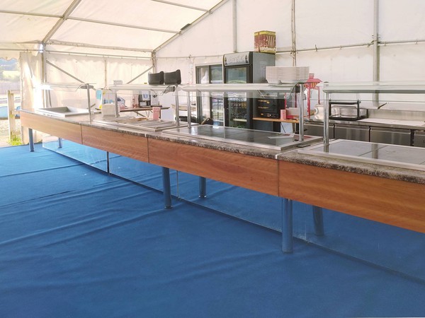 Long carvery unit including 3x Hot + 1 x Chilled