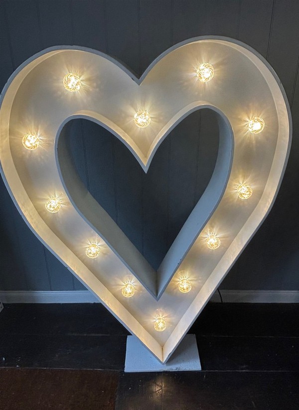 Secondhand LED Love Heart For Sale