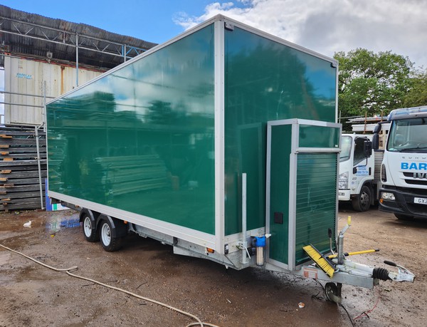 4+2 Toilet Trailer Premier For Sale