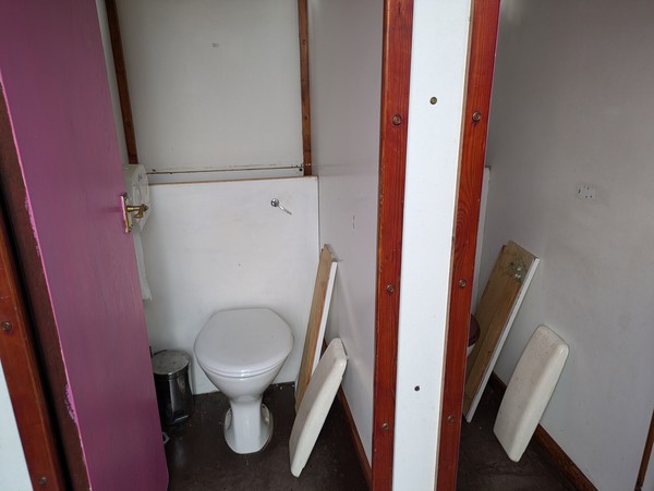 Secondhand Trailer Toilets For Sale