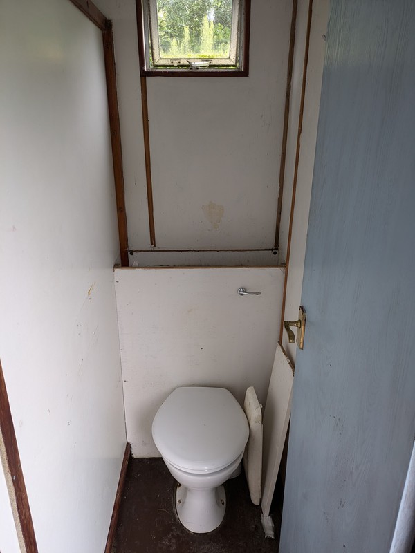 Secondhand Trailer Toilets For Sale