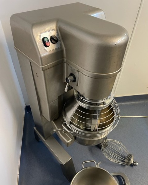 Hobart 30Ltr Free Standing Mixer Single Phase HSM30-F1E For Sale