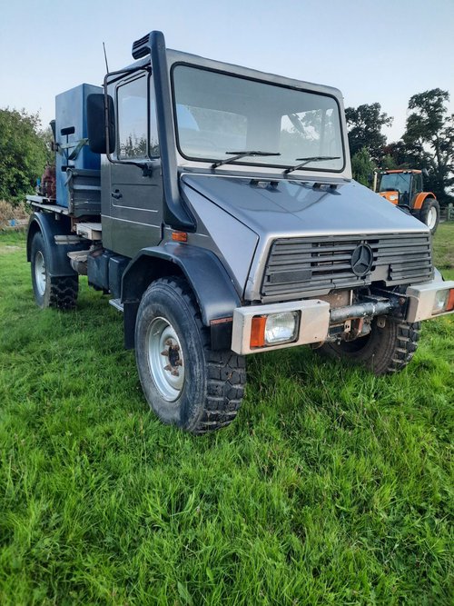 Unimog U140 Portable Toilet Service Vehicle Unimog U140 Portable Toilet Service Vehicle