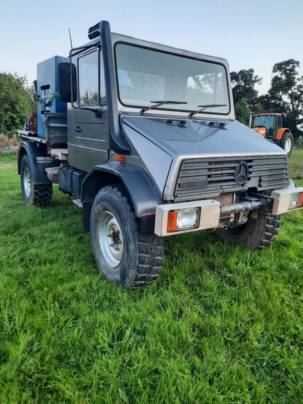 Unimog U140 Portable Toilet Service Vehicle