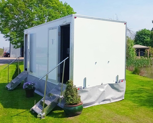 3+3 toilet trailer for sale