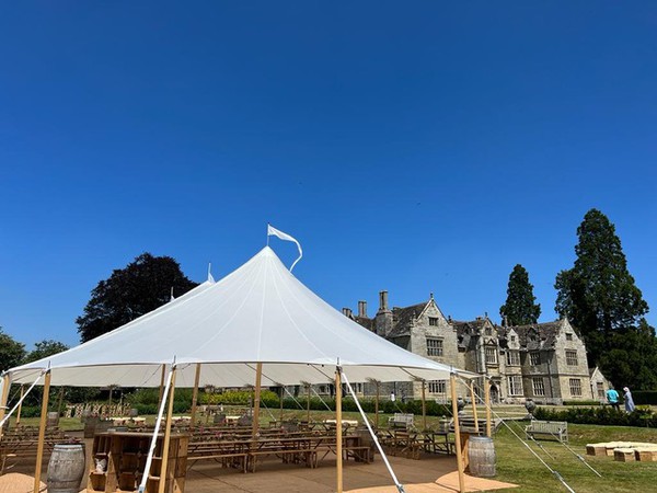 Trad marquee with round ends