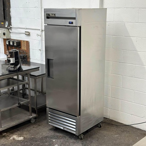 Secondhand Refurbished True 650 Litre Freezer For Sale