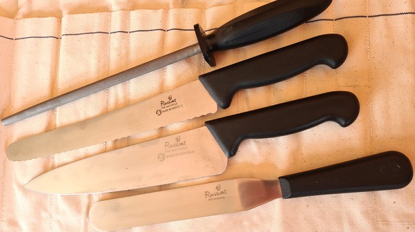 Used Russums Knife Set For Sale