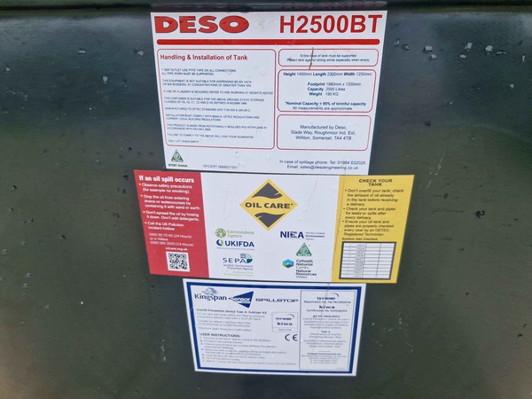 Deso H2500BT Diesel bunded tank