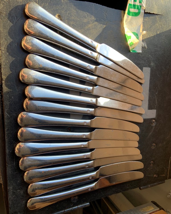 Secondhand Oneida Puccini Cutlery For Sale