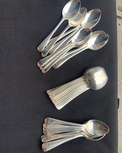 Secondhand 1060 Spire EPNS O/E Tea & Coffee Spoons For Sale