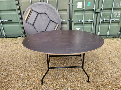 6Ft round tables for sale 6Ft round tables for sale