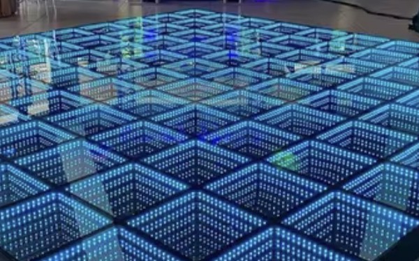 Magnet 3D  Mirror LED Dance Floor - Midlands 10