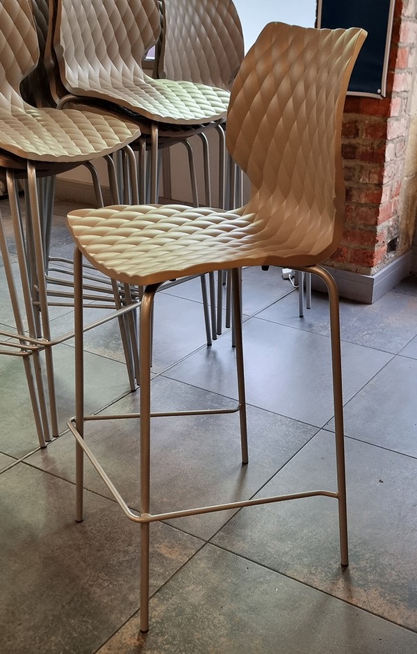 Secondhand 32x Uni 550 Stacking Dining Chair