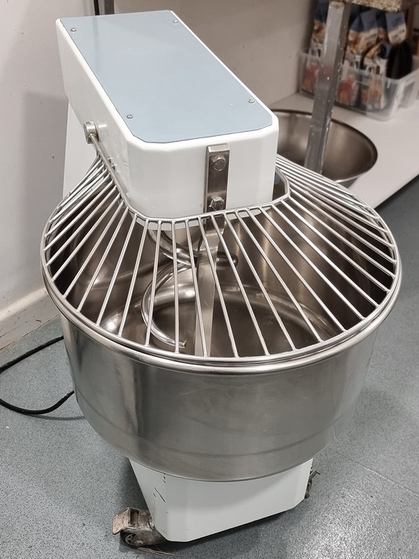 Secondhand Diamond IF 53 VS Spiral Dough Mixer 44kg For Sale