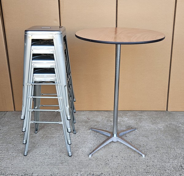 New Poseur Table Silver Bar Stools For Sale