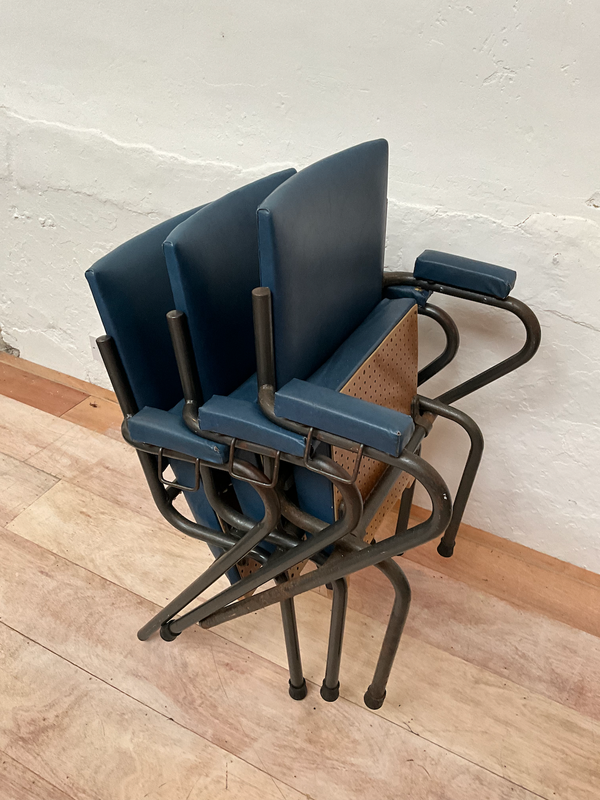 Secondhand Stackable Vintage Theatre-Style Chairs For Sale