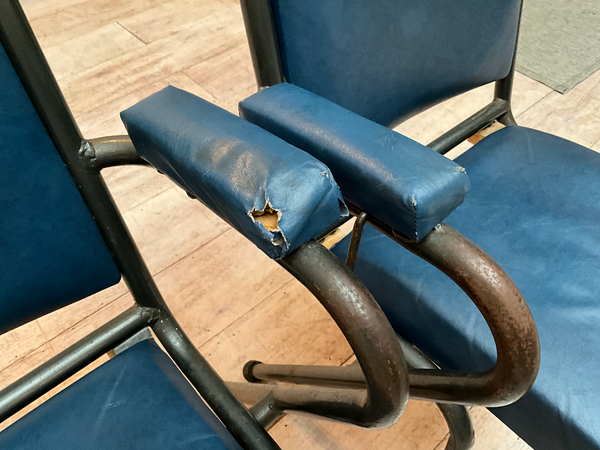 Secondhand Stackable Vintage Theatre-Style Chairs For Sale