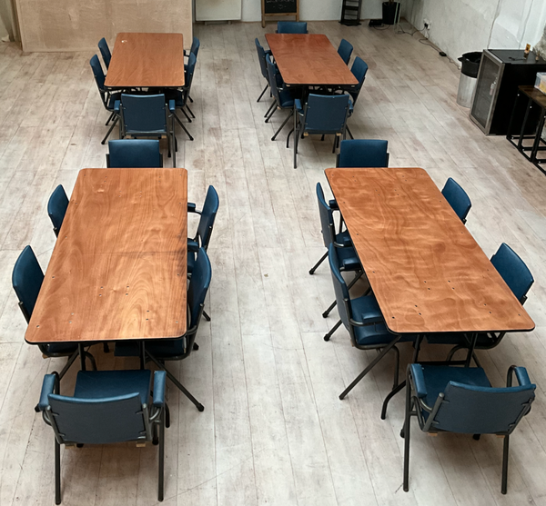 Secondhand Gloss Finished Wooden Banquet Table For Sale