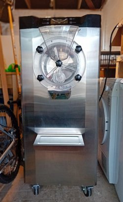 Secondhand Used Ice Cream Machine (Hard Scoop) For Sale