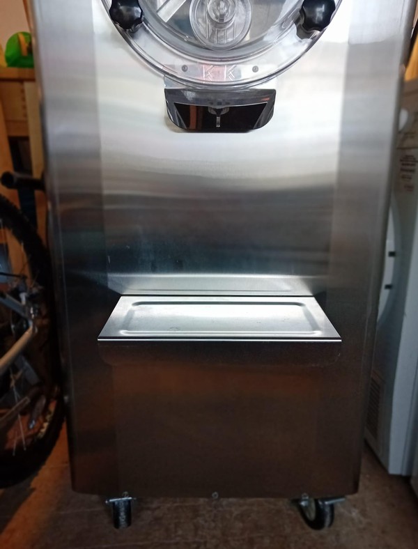 Used Ice Cream Machine (Hard Scoop) For Sale