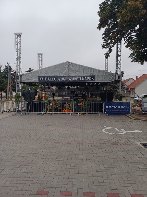 Festival stage for sale