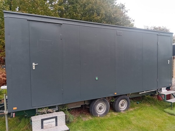 3+2 Toilet trailer for sale