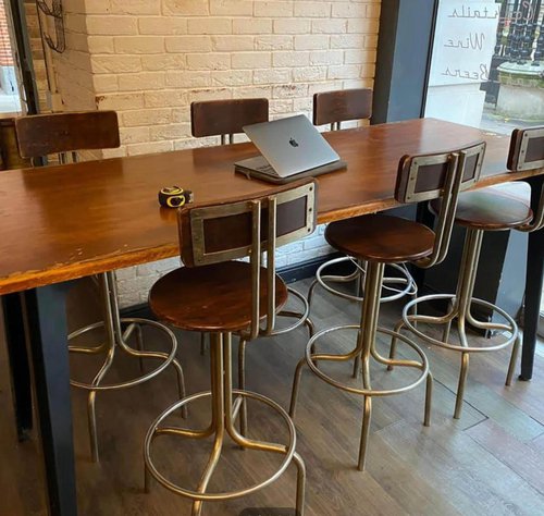 8 bar stools and table 8 bar stools and table