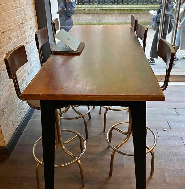 Large Table with 8 Bar Stools