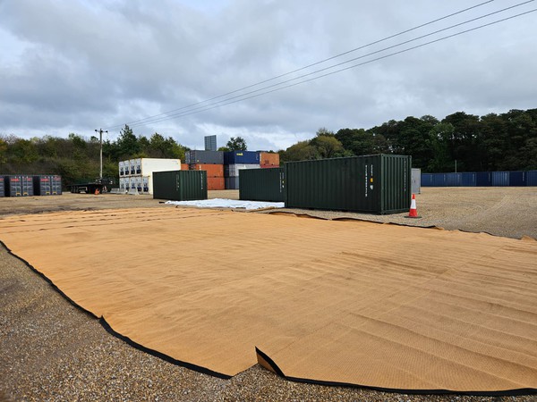 Marquee matting with round ends