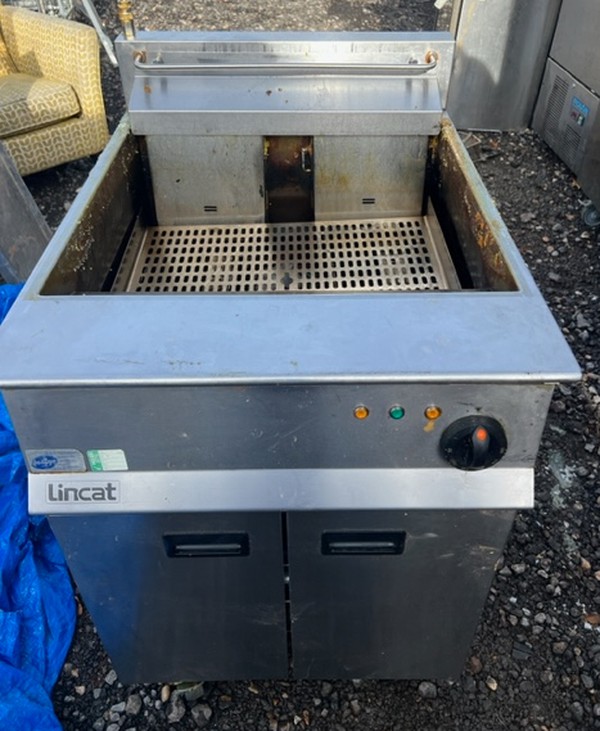 Lincat Opus Filtration Fryer For Sale