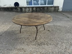 Round tables for sale