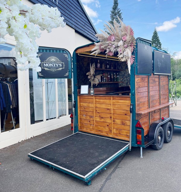 Ifor Williams Horse Box Mobile bar