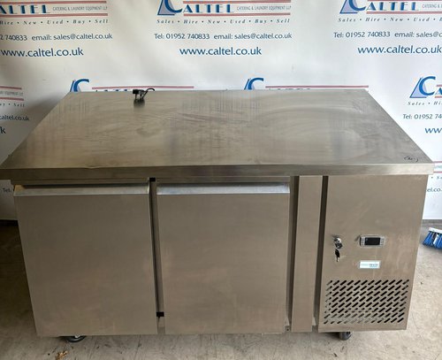 Secondhand Used Interlevin 2 Door Freezer Prep For Sale Secondhand Used Interlevin 2 Door Freezer Prep For Sale