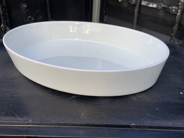 White Oval Dish 37 x 27cm Dish