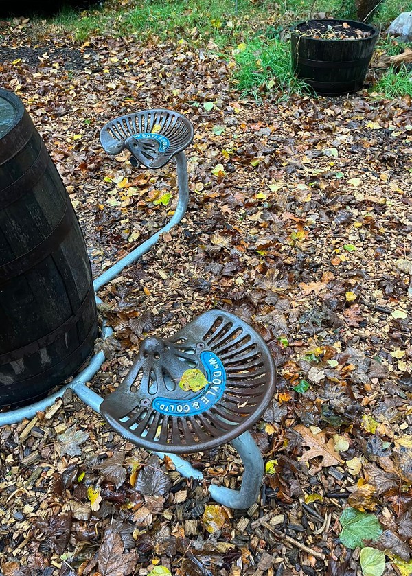 Secondhand 4x Tractor Seats And Barrel Table Set