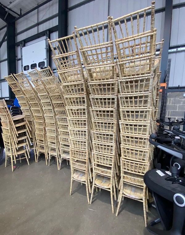 250x Chiavari Chairs