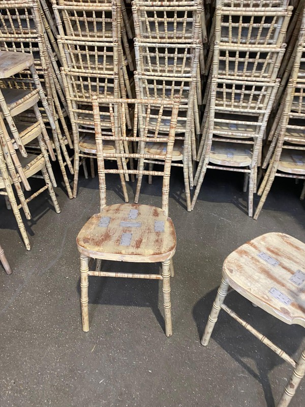 Used 250x Chiavari Chairs For Sale