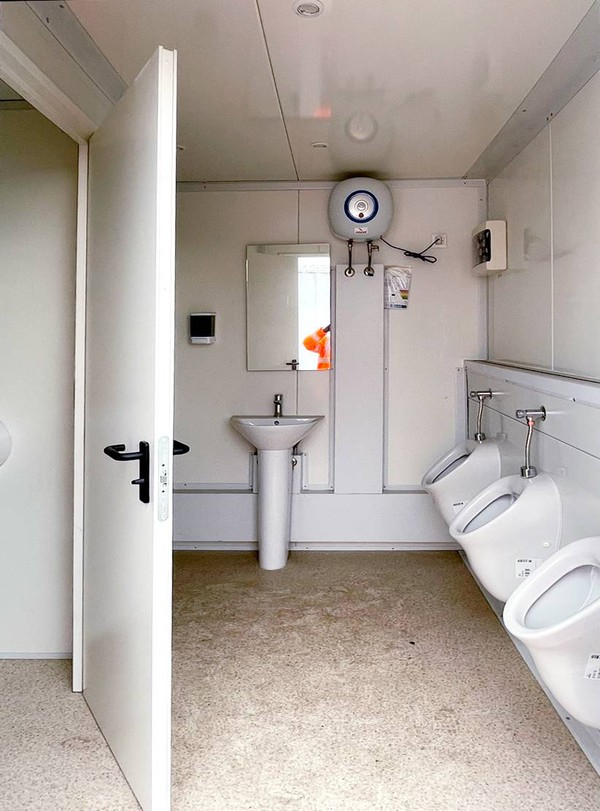 Potable toilet cabin for sale