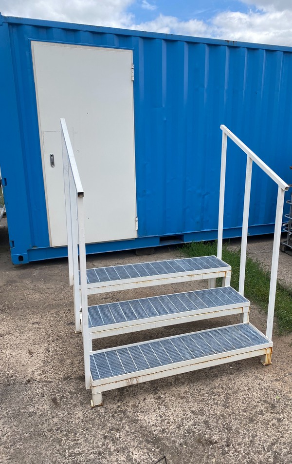 toilet unit steps