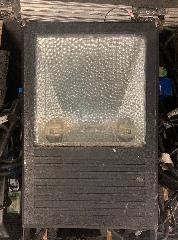 11x 150W IP65 Black Floodlights For Sale