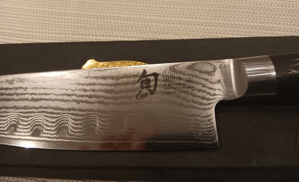 Secondhand Used Kai Shun Classic Santoku Knife For Sale