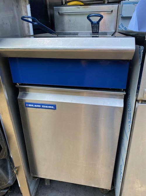 Secondhand Blue Seal LPG Fryer For Sale Secondhand Blue Seal LPG Fryer For Sale